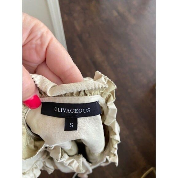 Taupe Olivaceous Shirt (Size small) - Picture 4 of 5